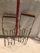 Vintage Set Of Wooden Handled, Wire Bail Bottle Holder Carrier (#442)